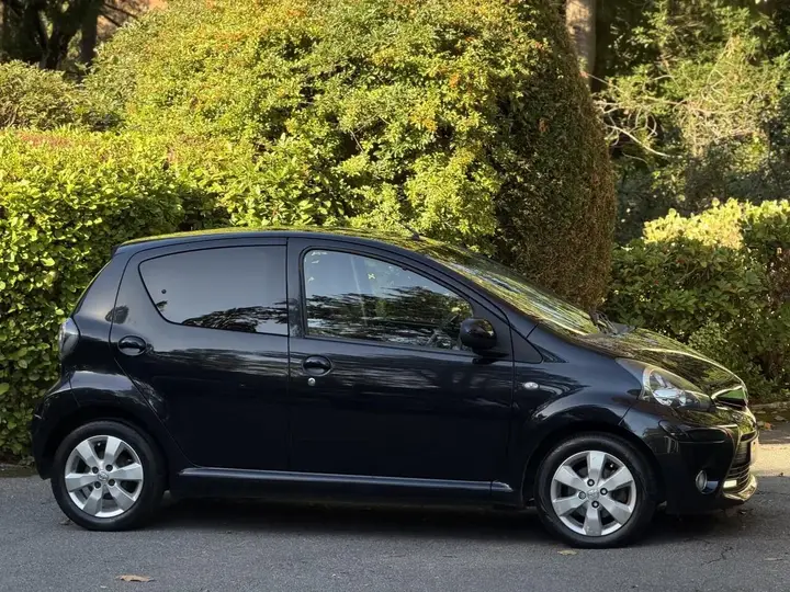 Toyota Aygo 2013 photo 3