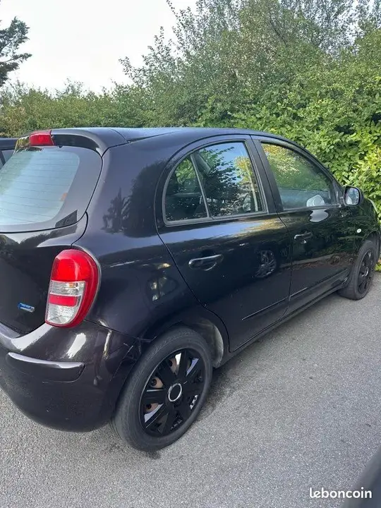 Nissan Micra 2012 photo 2