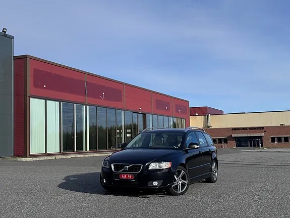 Volvo V50 2011 photo 4