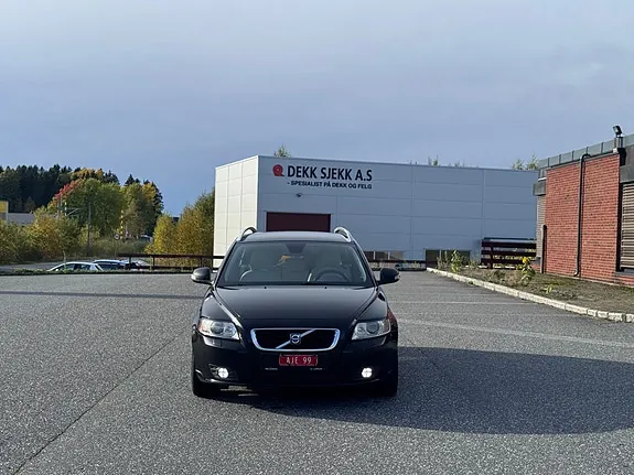 Volvo V50 2011 photo 3