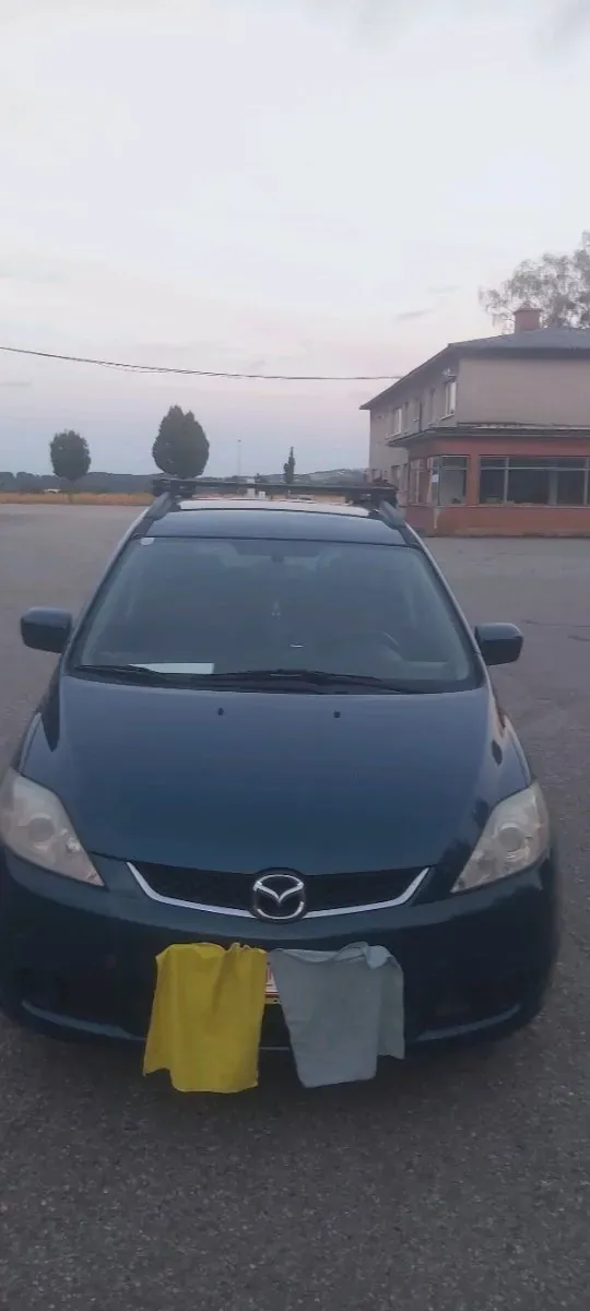 Mazda Mazda5 2008 photo 2