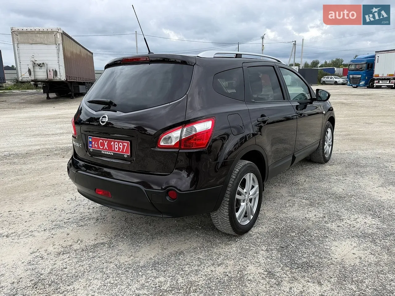 Nissan Qashqai+2 2012 photo 3