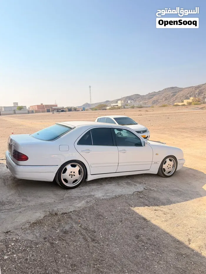 Mercedes-Benz E-Class 1999 photo 2