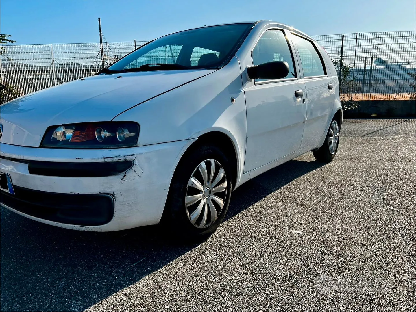 Fiat Punto 2003 photo 2