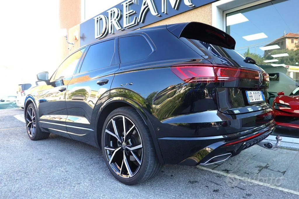 Volkswagen Touareg 2024 photo 3