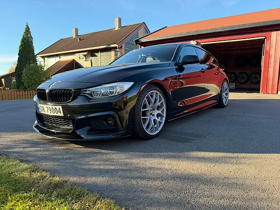 BMW 440I