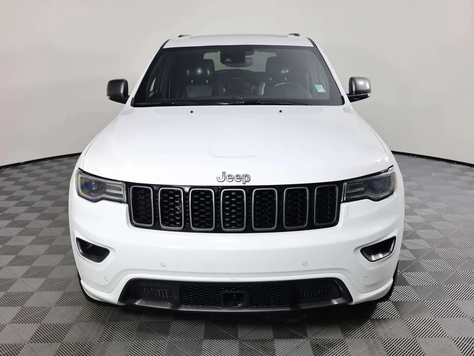 Jeep Grand Cherokee 2021 photo 2