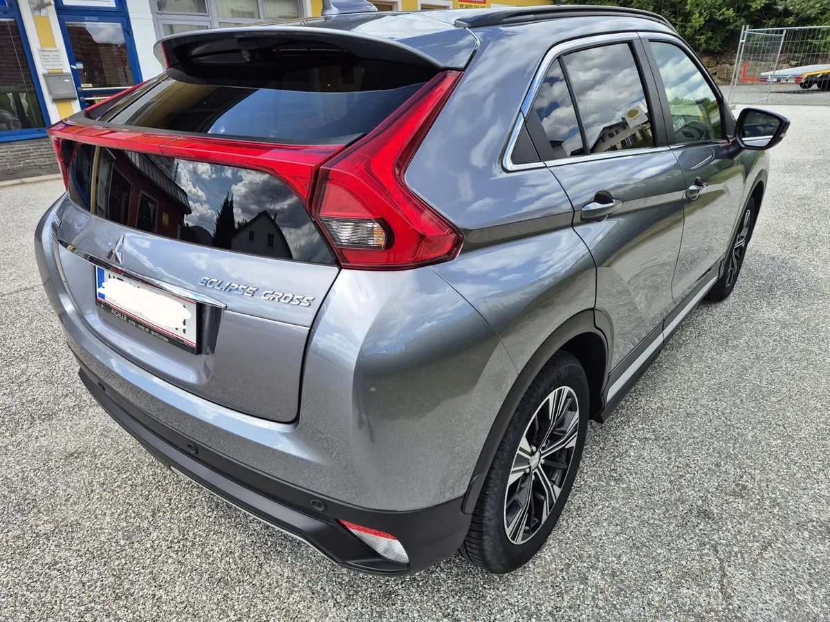 Mitsubishi Eclipse 2019 photo 2