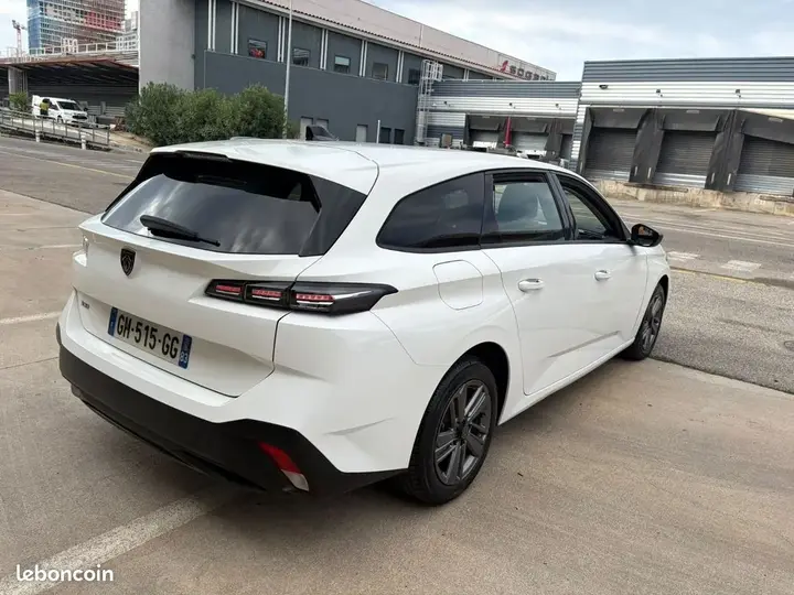Peugeot 308 2023 photo 5