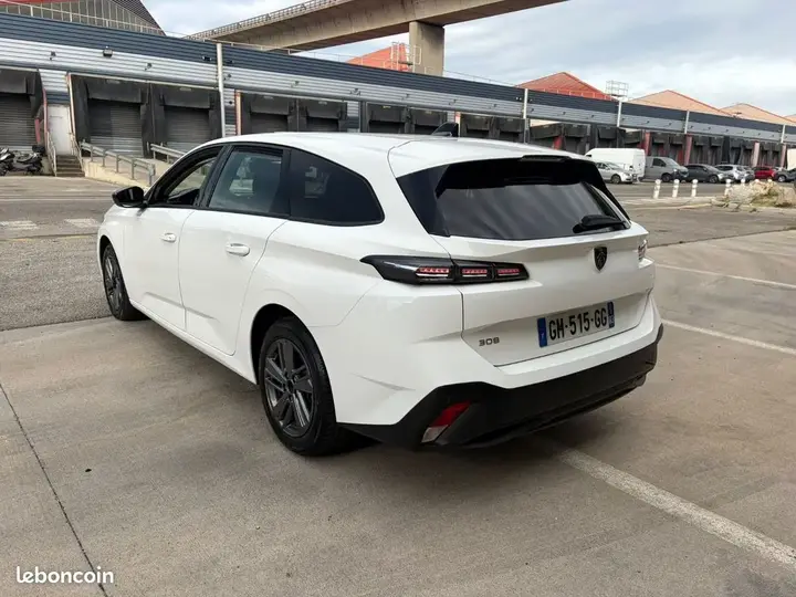 Peugeot 308 2023 photo 3
