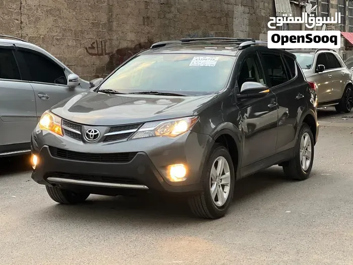Toyota Rav 4 2014 photo 2