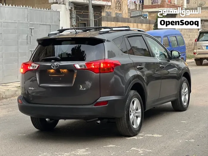 Toyota Rav 4 2014 photo 3