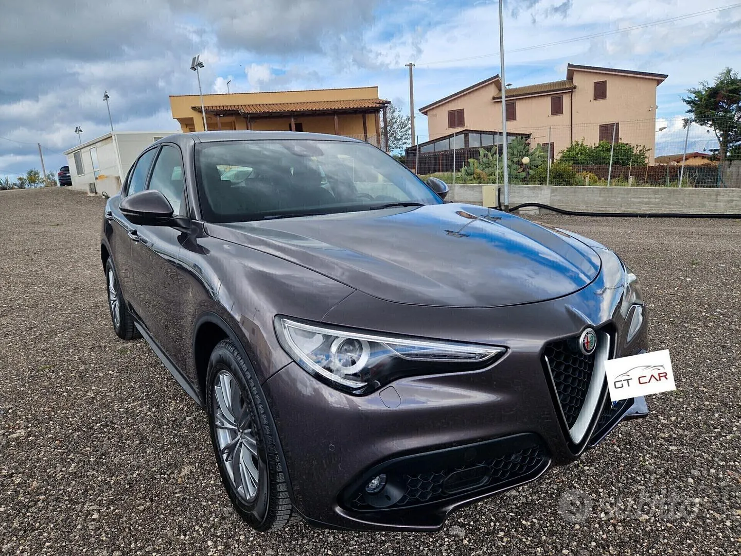 Alfa Romeo Stelvio 2022 photo 2