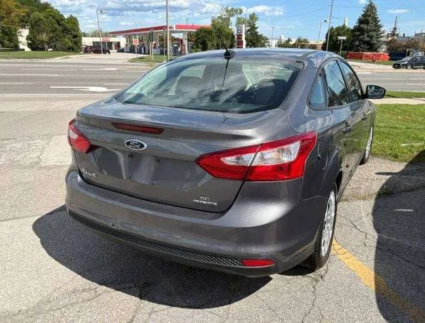 Ford Focus 2012 photo 4