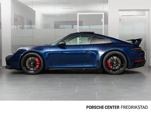 Porsche 911 Carrera 4 Gts 2024 photo 2