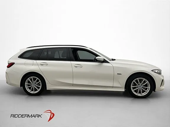 BMW 330E 2023 photo 4