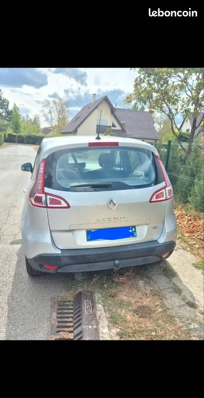 Renault Scenic 2011 photo 3