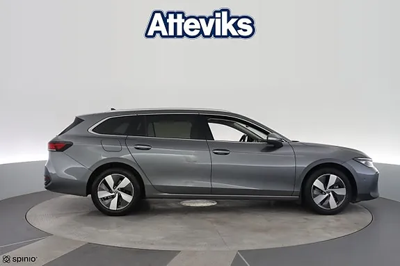 Volkswagen Passat 2025 photo 2