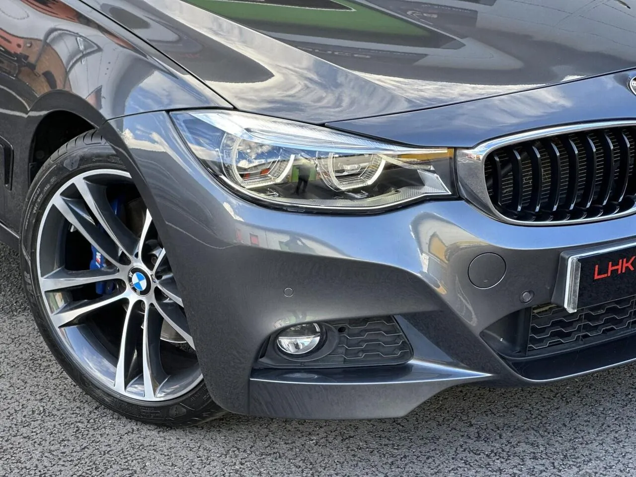 BMW 3 Series Gran Turismo 2018 photo 2