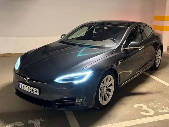 Tesla Model S 2016 photo 2