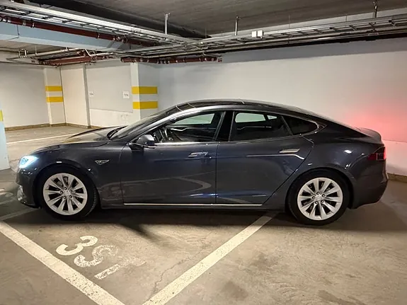 Tesla Model S 2016 photo 3
