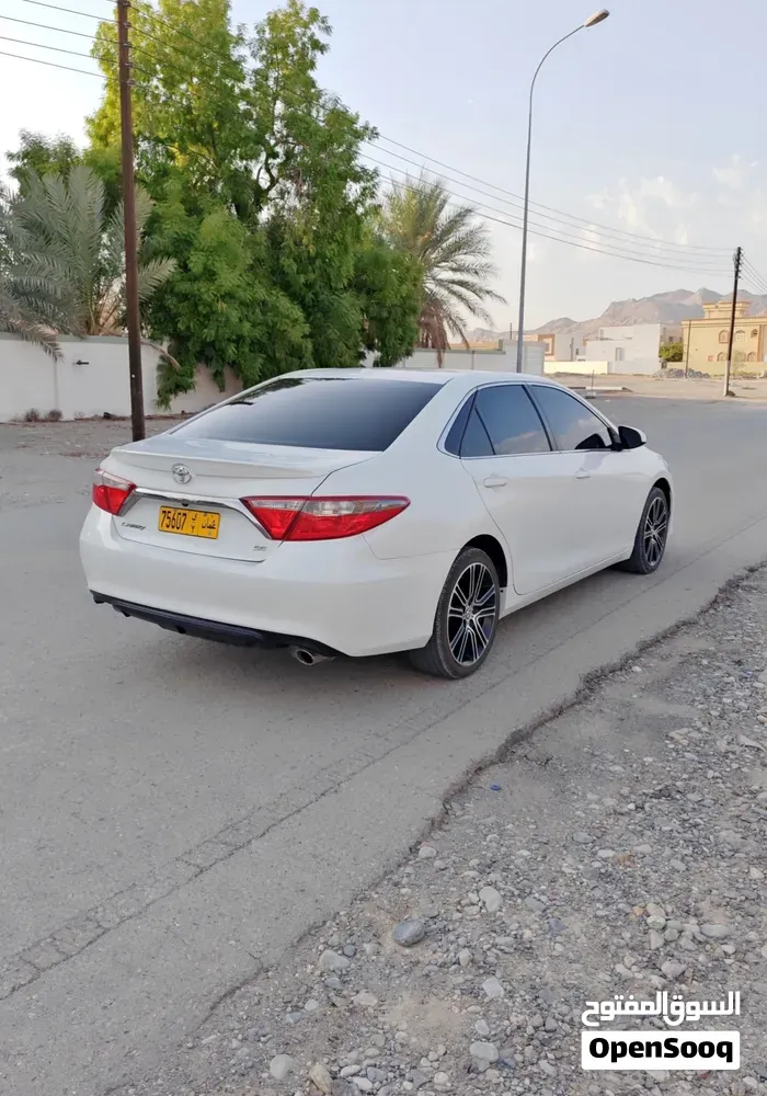Toyota Camry 2016 photo 2