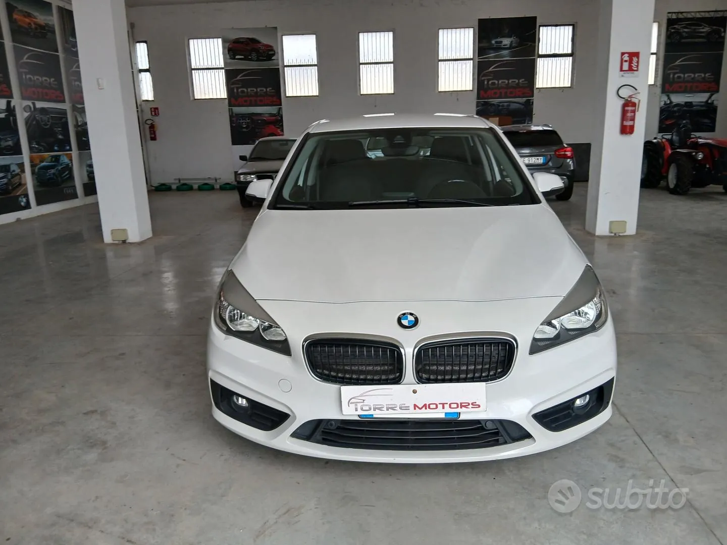 BMW 216 2017 photo 2