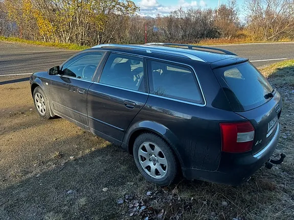 Audi A4 2004 photo 4