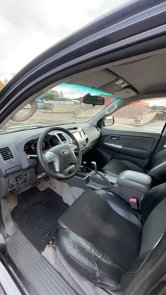 Toyota Hilux 2012 photo 4