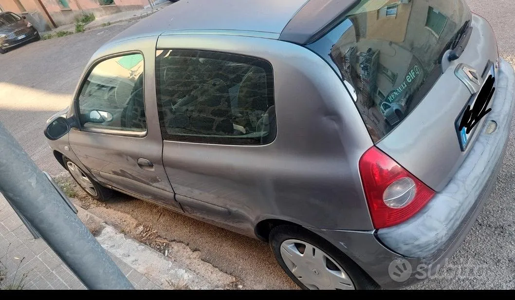 Renault Clio 2003 photo 4