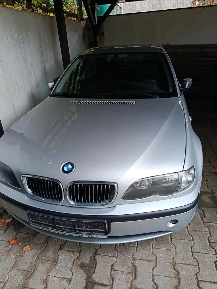 BMW 320I