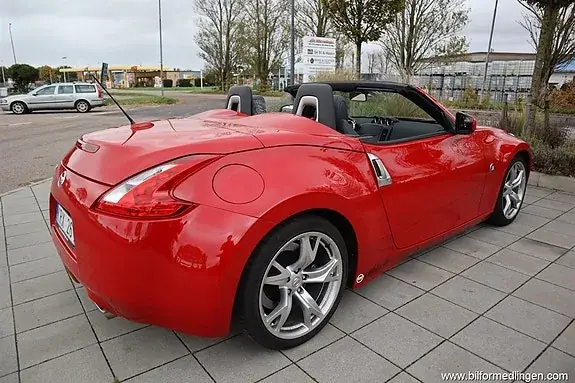 Nissan 370 Z 2010 photo 4
