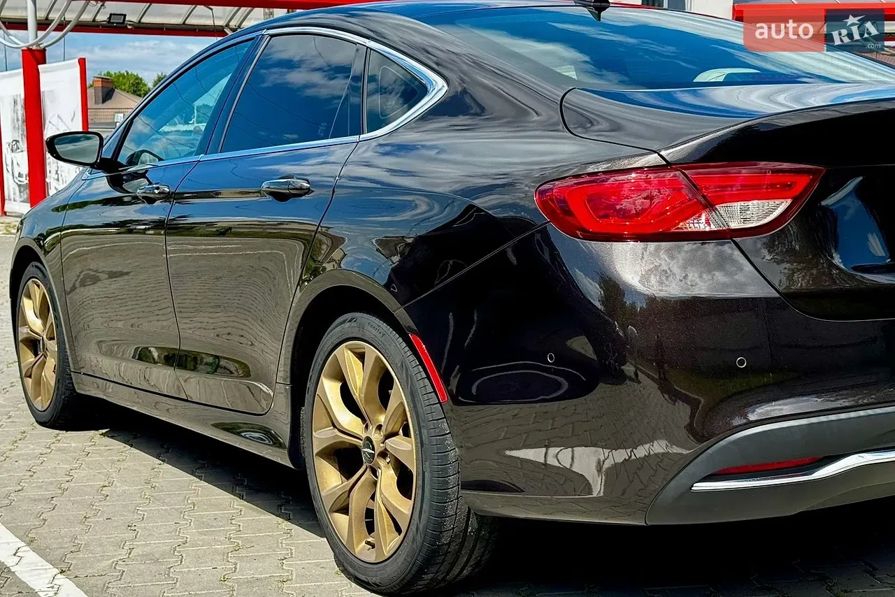 Chrysler 200 2014 photo 4