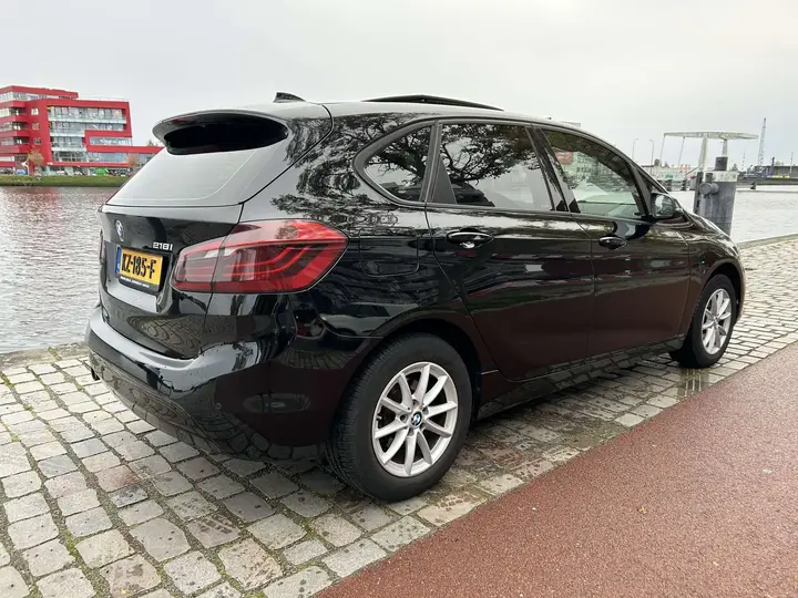 BMW 2 Series Active Tourer 2015 photo 2