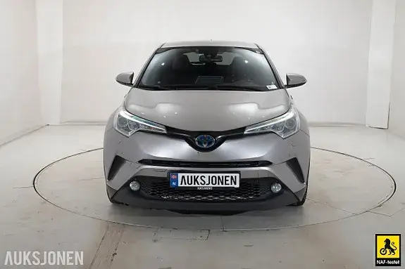 Toyota C-Hr 2017 photo 2