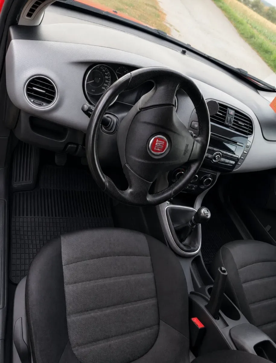 Fiat Bravo 2010 photo 3