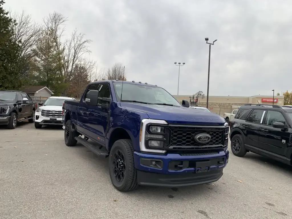 Ford F 250 2026 photo 3