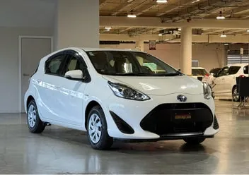 Toyota Aqua 2019 photo 2