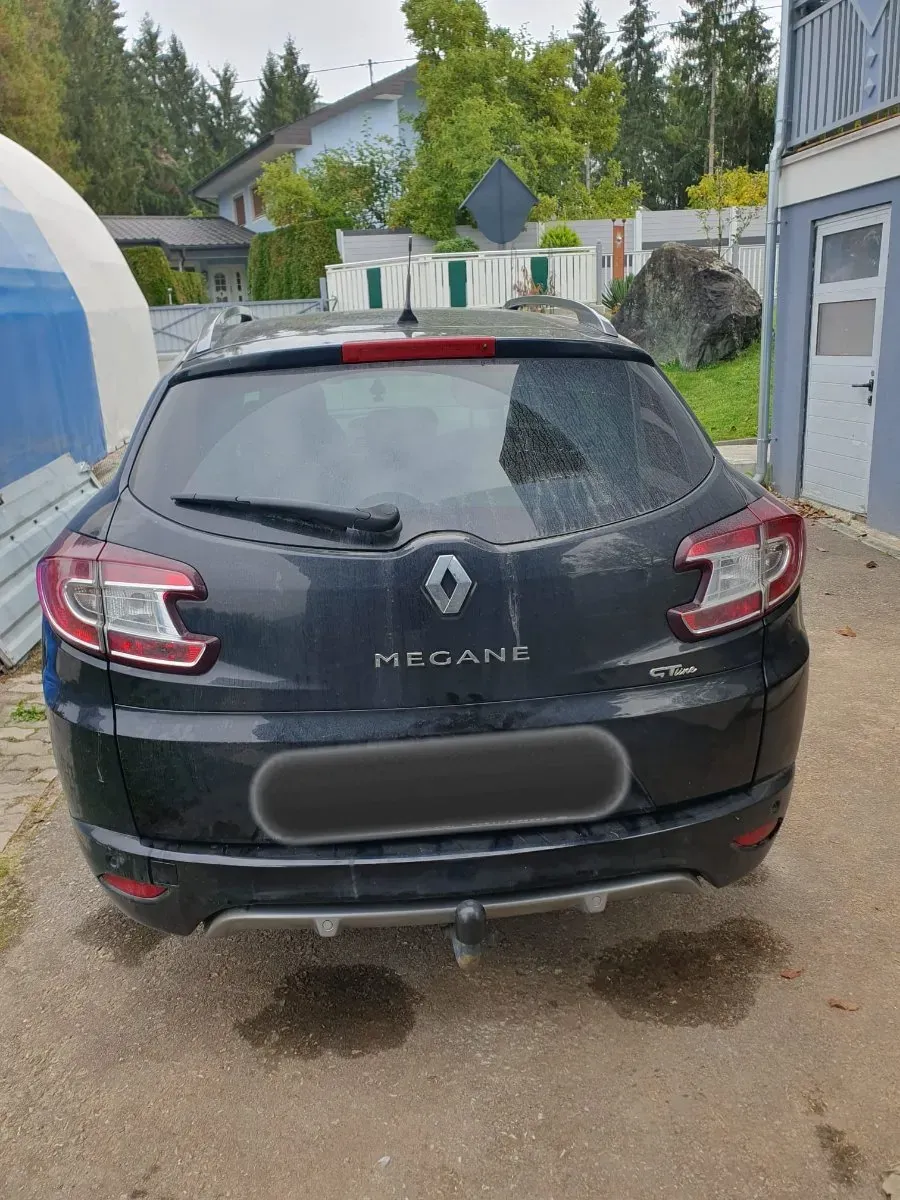 Renault Megane 2010 photo 2