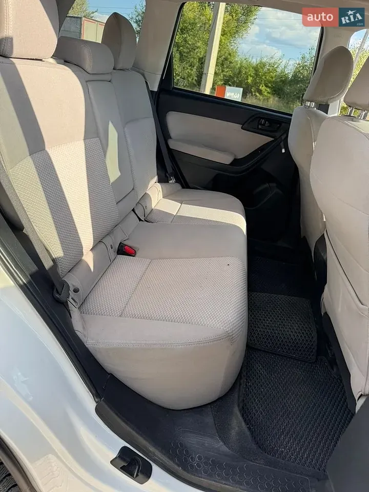 Subaru Forester 2015 photo 3