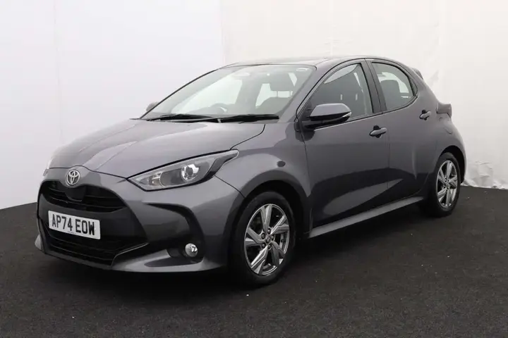 Toyota Yaris 2025 photo 3