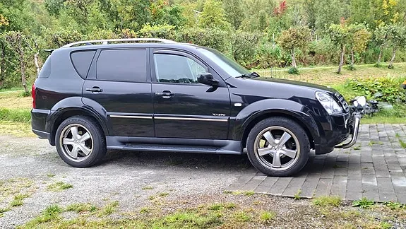 KG Mobility Rexton 2010 photo 4