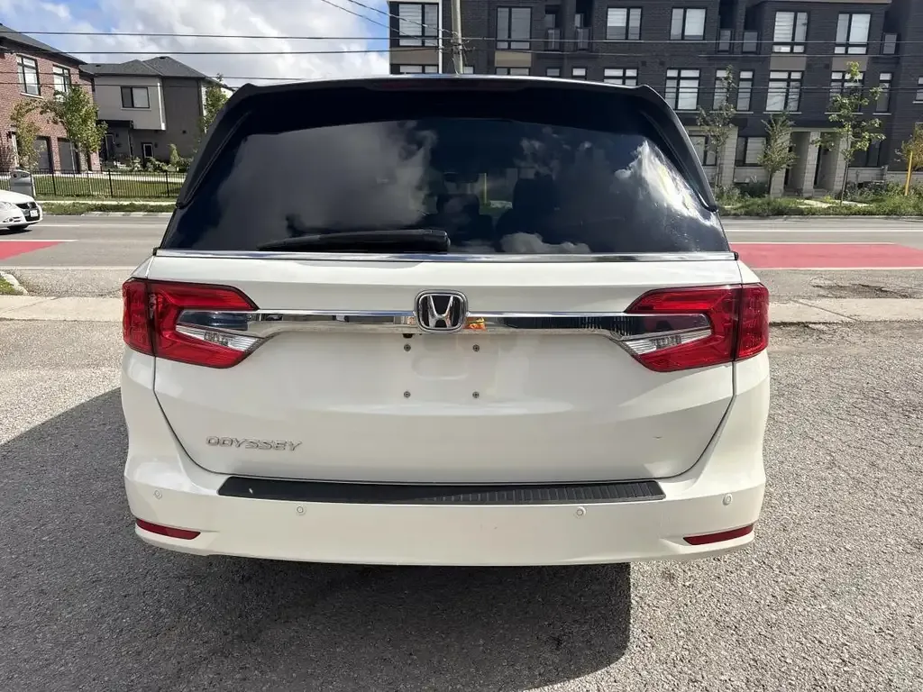 Honda Odyssey 2019 photo 3