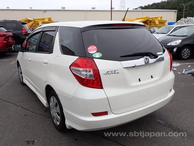 Honda Fit Shuttle 15X 2011 photo 3