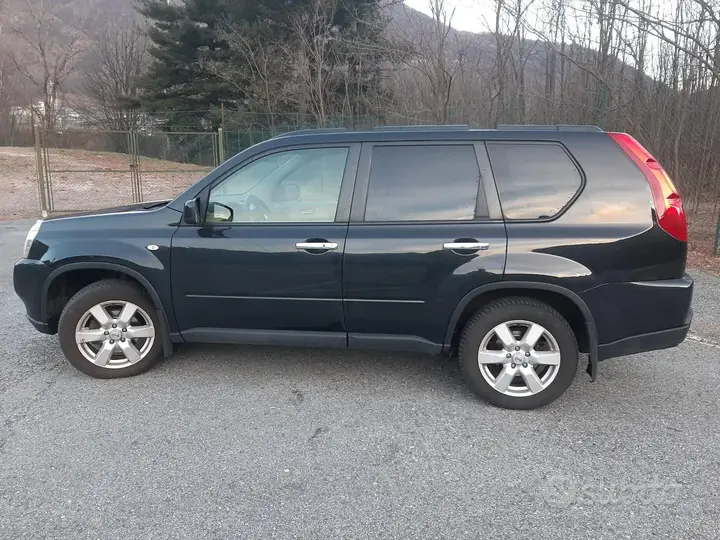 Nissan X-Trail 2008 photo 2