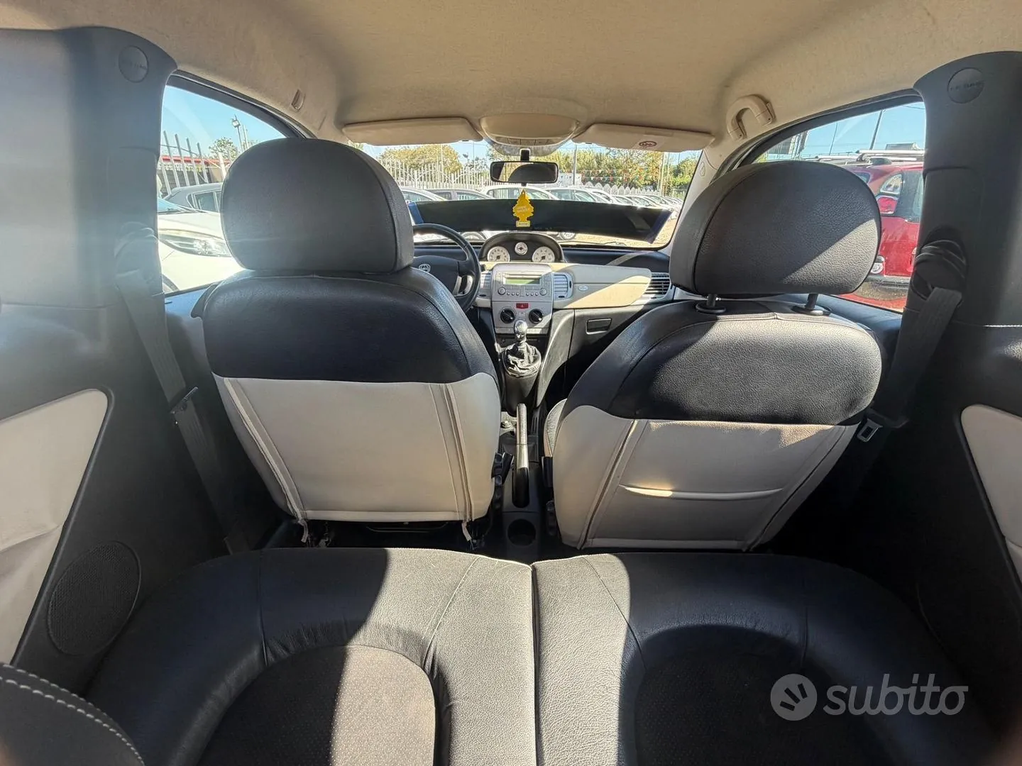 Lancia Ypsilon 2011 photo 3