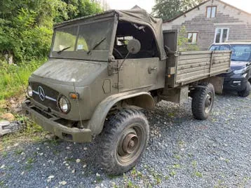 Mercedes-Benz Unimog 404