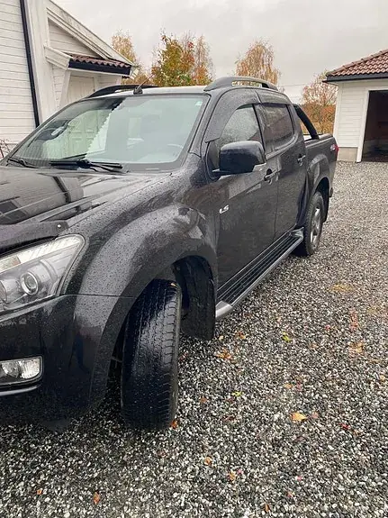 Isuzu D-Max 2015 photo 2