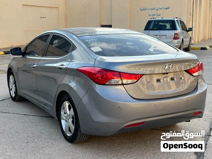 Hyundai Avante