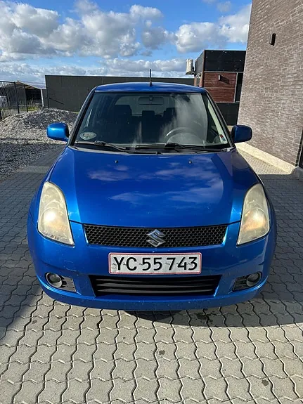 Suzuki Swift 2006 photo 2